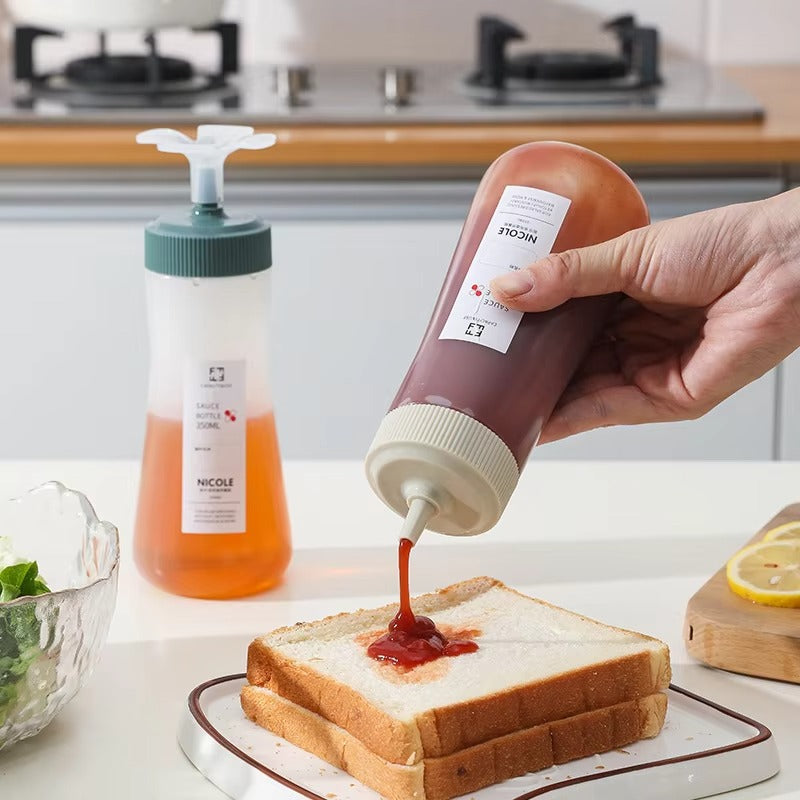 Kitchen Seasoning Bottle Creative Squeeze Flower Salad Dressing Storage Bottle Five Hole Honey Inverted Squeeze Sauce Bottle